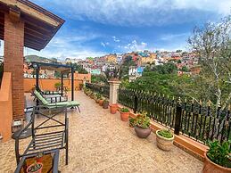 Hotel Mansión del Cantador