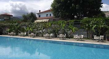 Residence Il Borgo degli Ulivi Resort