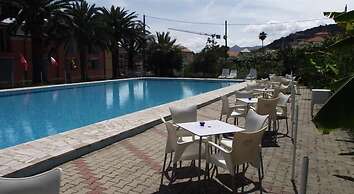 Residence Il Borgo degli Ulivi Resort