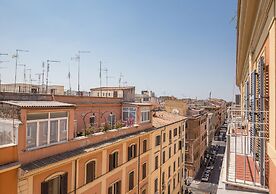 Bon Ton by DOT Suites