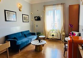 Bon Ton Design Rooms by DOT Suites