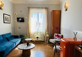 Bon Ton Design Rooms by DOT Suites