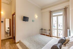 Bon Ton by DOT Suites