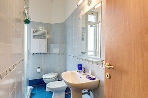 Bon Ton by DOT Suites