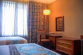 The Avenue Plaza Hotel