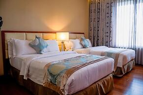 The Avenue Plaza Hotel