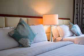 The Avenue Plaza Hotel