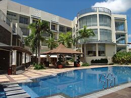 The Avenue Plaza Hotel