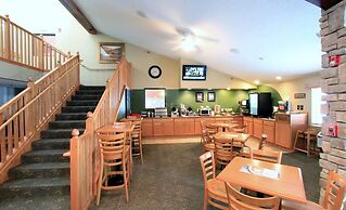 AmericInn by Wyndham Cedar Rapids Airport