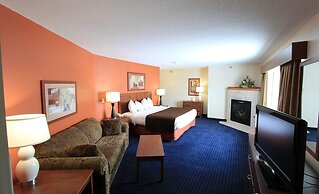 AmericInn by Wyndham Cedar Rapids Airport