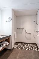 Radisson Blu Mammy Yoko Hotel, Freetown