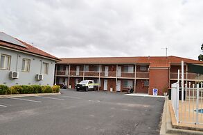 Bathurst Motor Inn