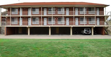 Bathurst Motor Inn