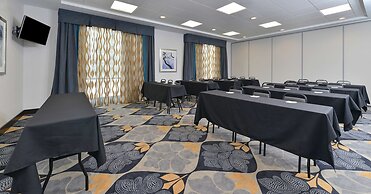 Hampton Inn & Suites Des Moines Downtown
