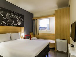 ibis Uberaba