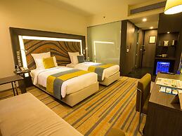 Novotel Kolkata Hotel & Residences Hotel