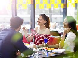 Novotel Kolkata Hotel & Residences Hotel