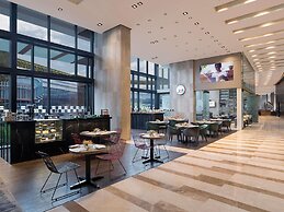 Novotel Kolkata Hotel & Residences Hotel