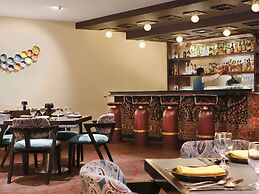 Novotel Kolkata Hotel & Residences Hotel