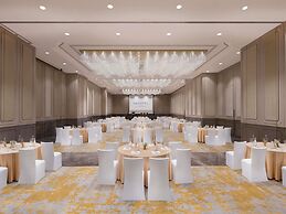 Novotel Kolkata Hotel & Residences Hotel