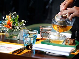 Novotel Kolkata Hotel & Residences Hotel