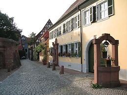 Neu Heidelberg - Guesthouse & Apartments