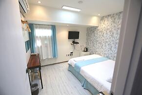 Must Stay Hotel Myeongdong