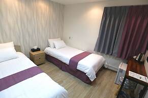 Must Stay Hotel Myeongdong