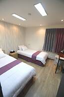 Must Stay Hotel Myeongdong