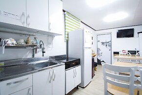 Must Stay Hotel Myeongdong