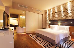 TS Suites Seminyak
