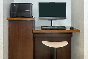 Courtyard Buffalo Downtown / Canalside