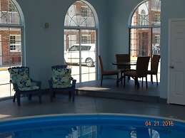 Carriage House Inn