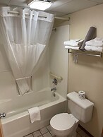 Carriage House Inn