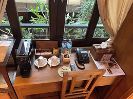 Beyond The Blue Horizon Villa Resort