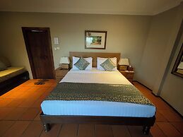 Beyond The Blue Horizon Villa Resort