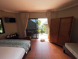 Beyond The Blue Horizon Villa Resort