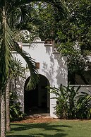 Aditya Boutique Hotel