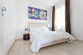 19 Summer Suites