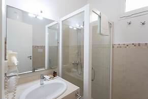 19 Summer Suites