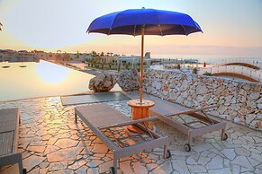 19 Summer Suites