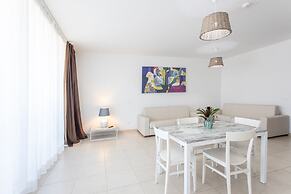 19 Summer Suites