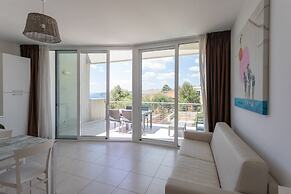 19 Summer Suites
