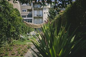 Rosa Et Al Townhouse