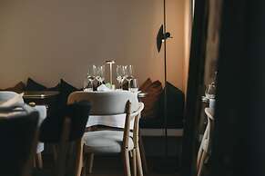 Rosa Et Al Townhouse