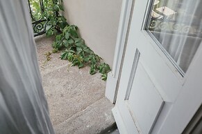 Rosa Et Al Townhouse