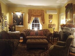 The Briarwood B&B