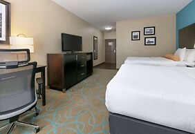La Quinta Inn & Suites by Wyndham Clinton Historic Route 66