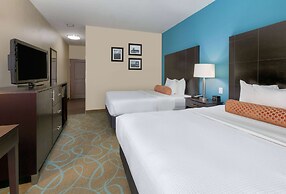 La Quinta Inn & Suites by Wyndham Clinton Historic Route 66