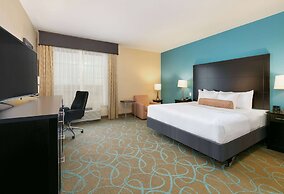 La Quinta Inn & Suites by Wyndham Clinton Historic Route 66